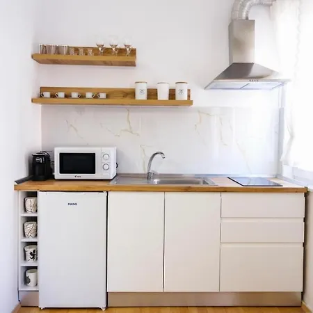 A Casa Dei Nonni * טיראנה