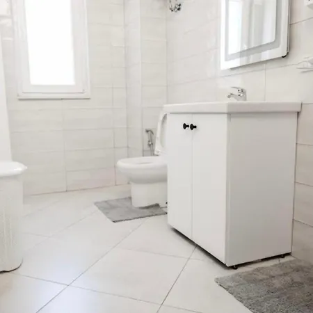 A Casa Dei Nonni Aparthotel Tirana